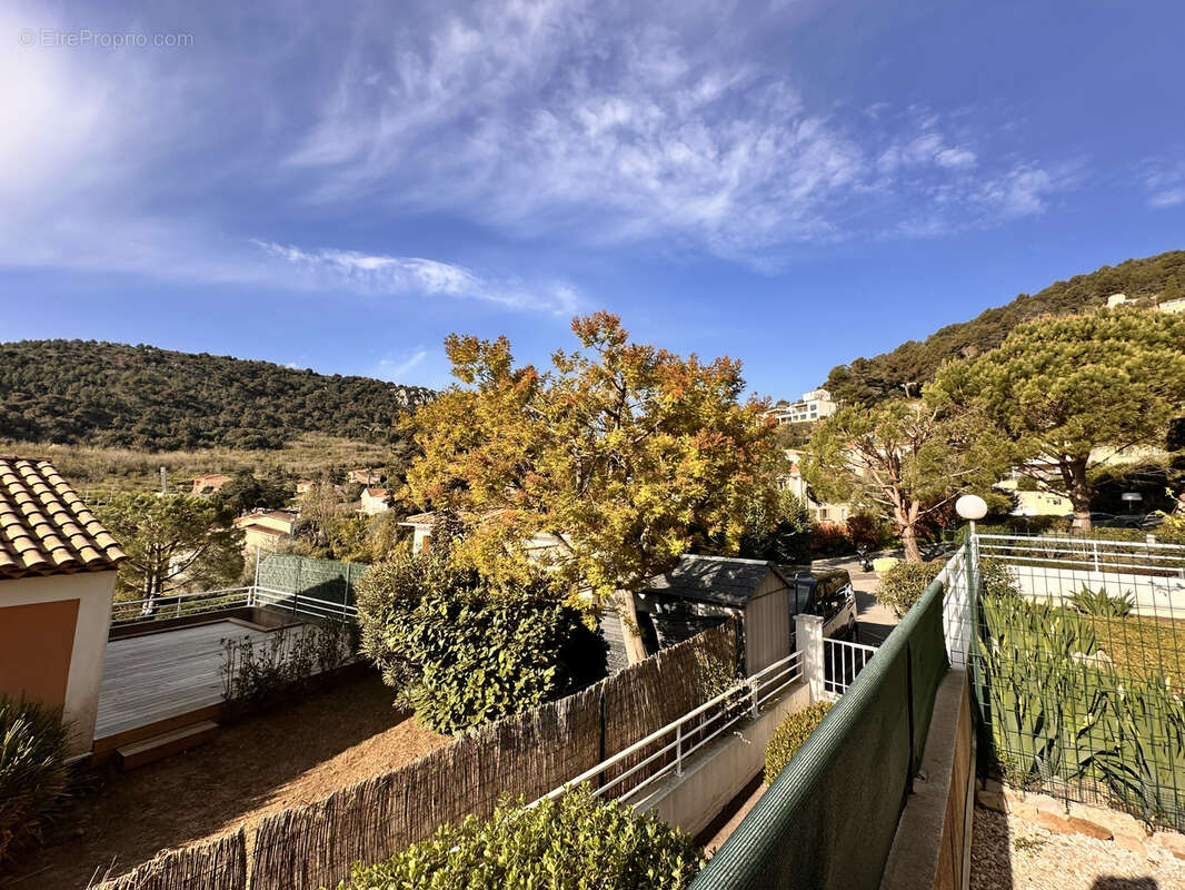 Appartement à EZE