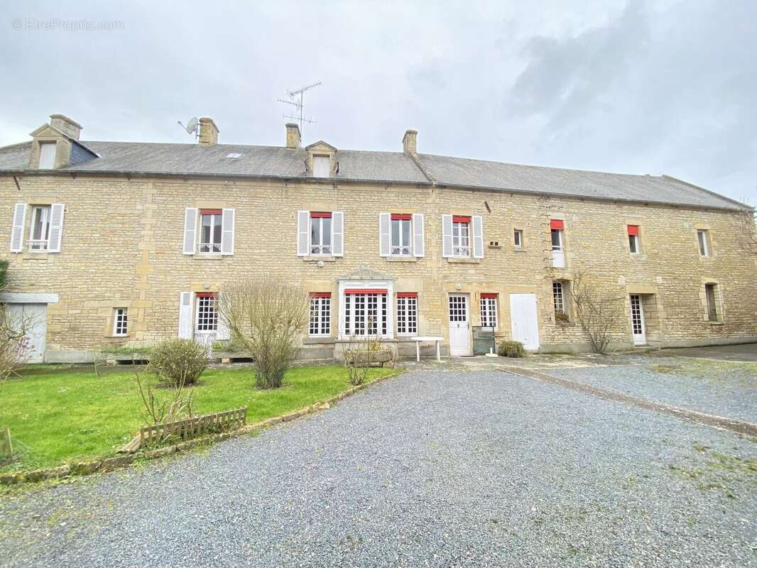 Maison à COURSEULLES-SUR-MER