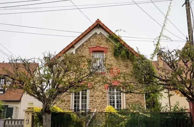 Maison à CLICHY-SOUS-BOIS