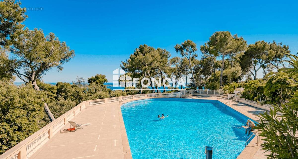 Appartement à HYERES