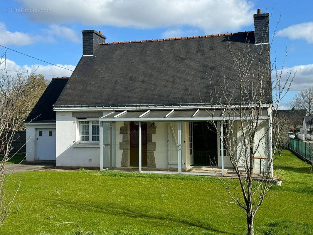 Maison à PLUVIGNER