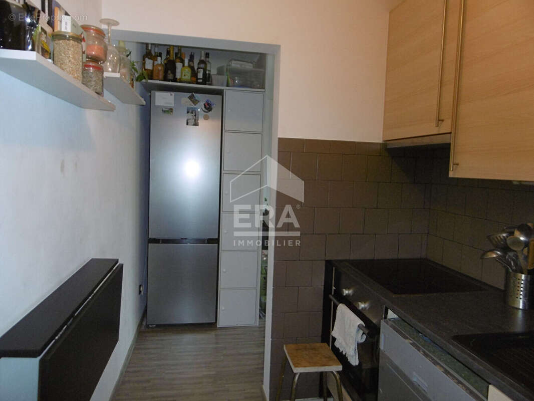 Appartement à LE CANNET-DES-MAURES
