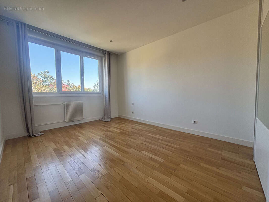 Appartement à TASSIN-LA-DEMI-LUNE