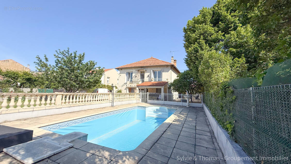 Maison à ORANGE