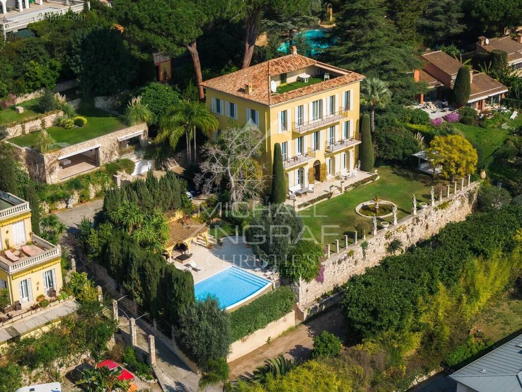 Maison à EZE
