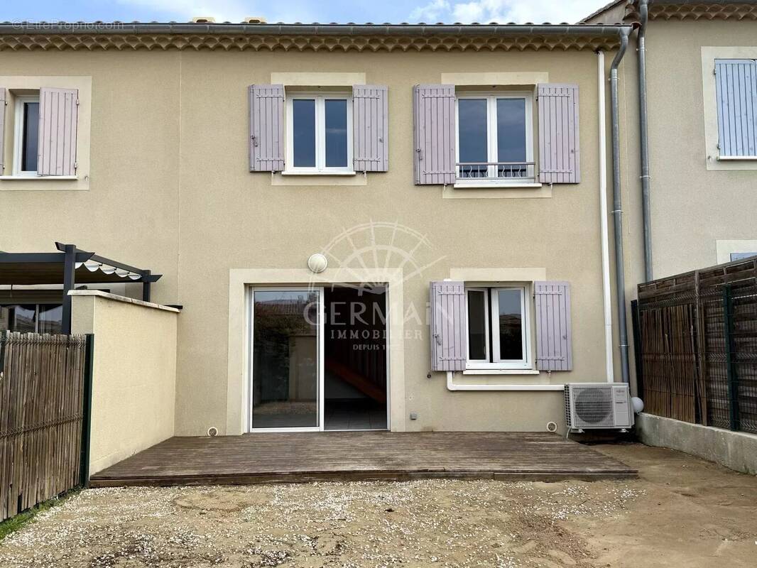 Maison à ROBION