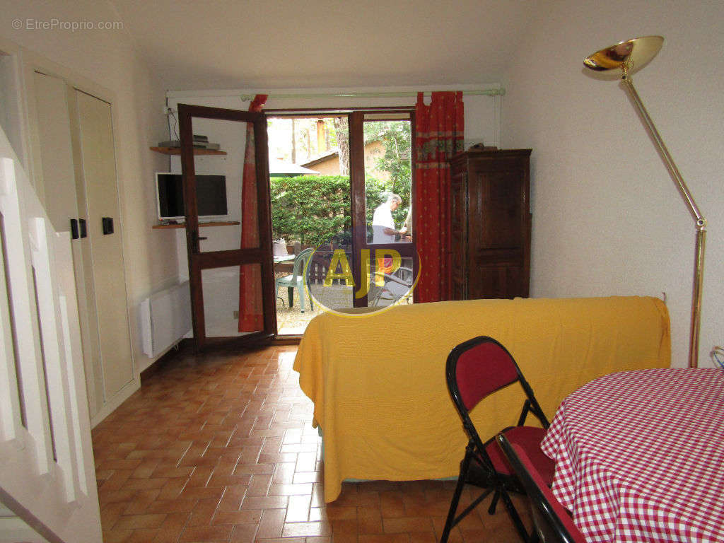 Maison à LACANAU