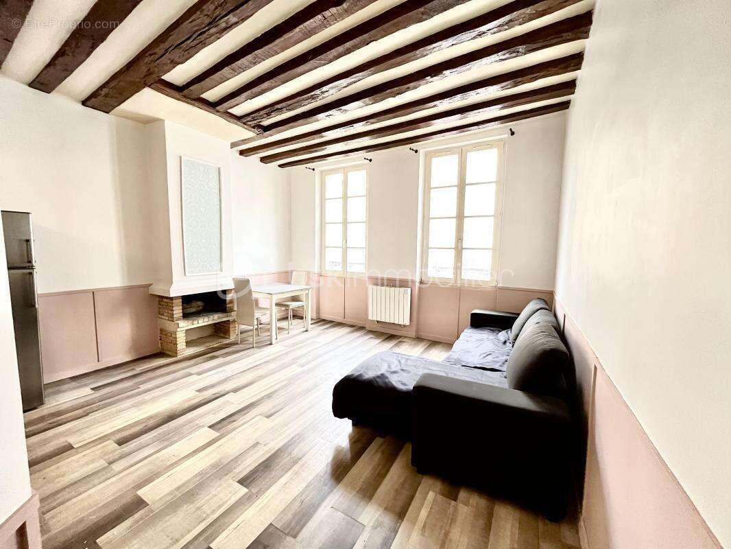 Appartement à MEULAN