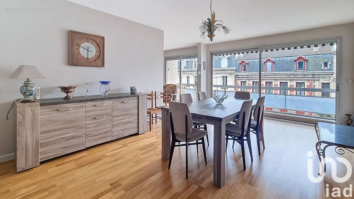 Photo 1 - Appartement à MOULINS