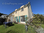 Maison à PORT-EN-BESSIN-HUPPAIN