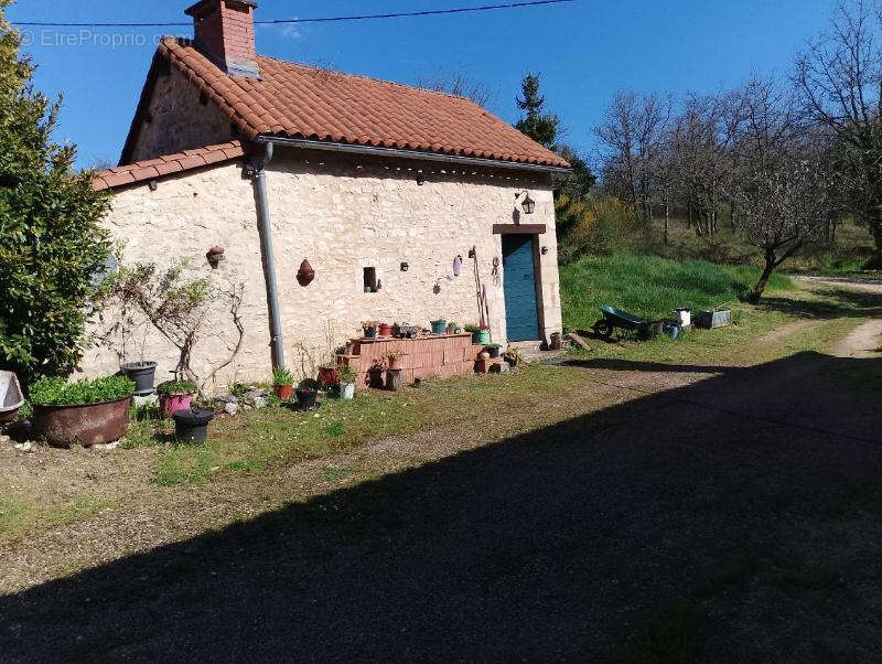 Maison à CUBJAC