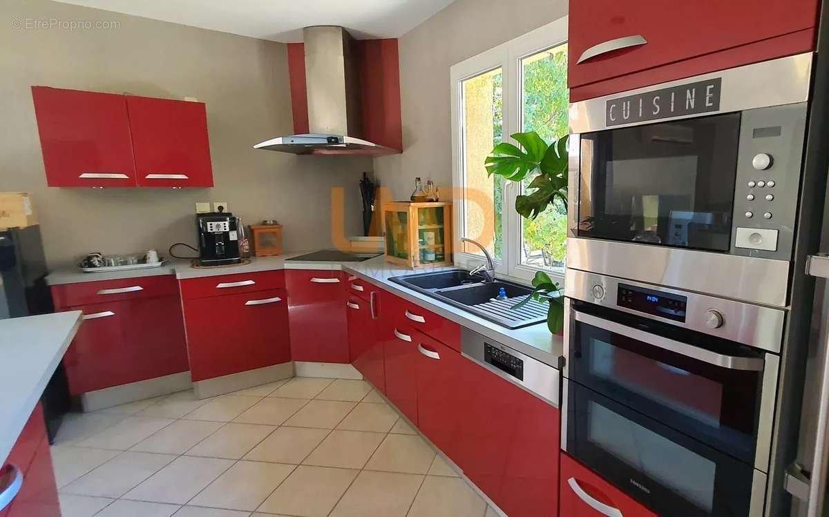 Maison à MONCLAR-DE-QUERCY