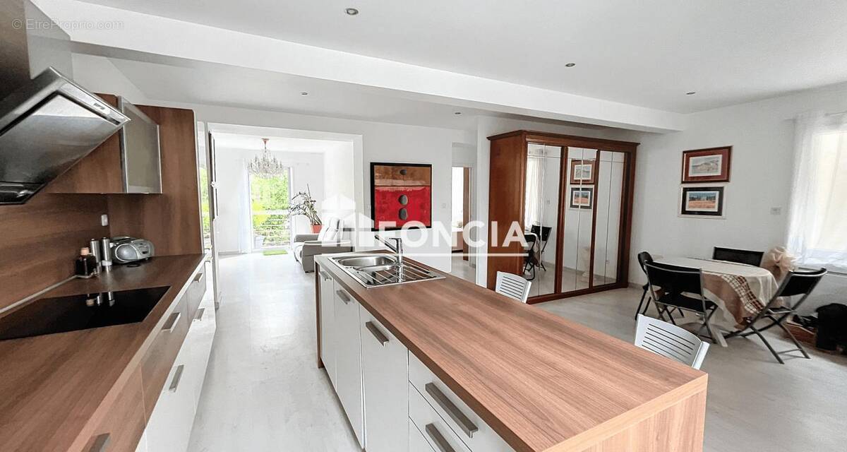 Appartement à OUISTREHAM