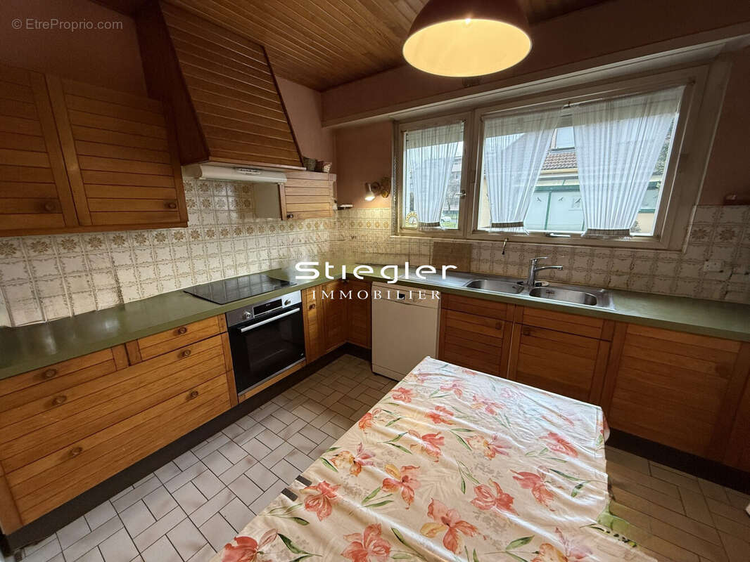 Cuisine - Maison à ILLKIRCH-GRAFFENSTADEN