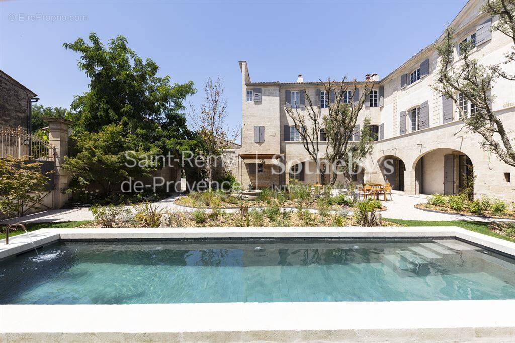 Maison à SAINT-REMY-DE-PROVENCE