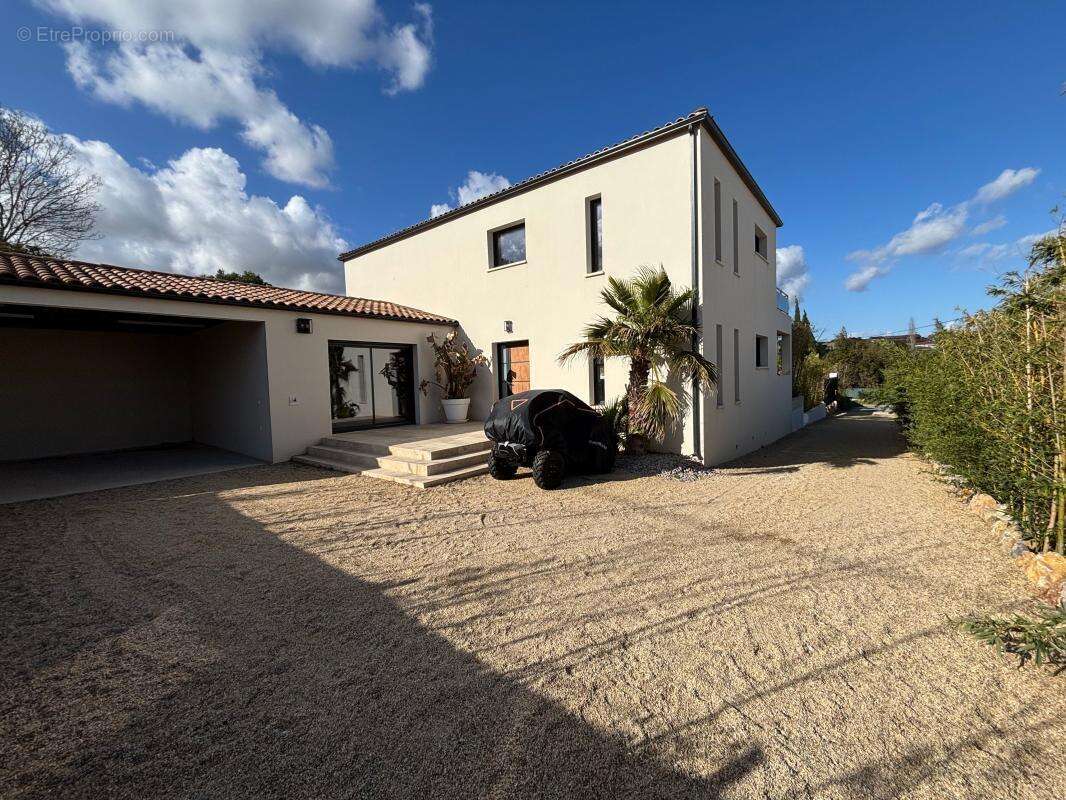 Maison à SERVIAN