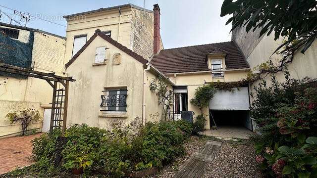 Maison à LIANCOURT