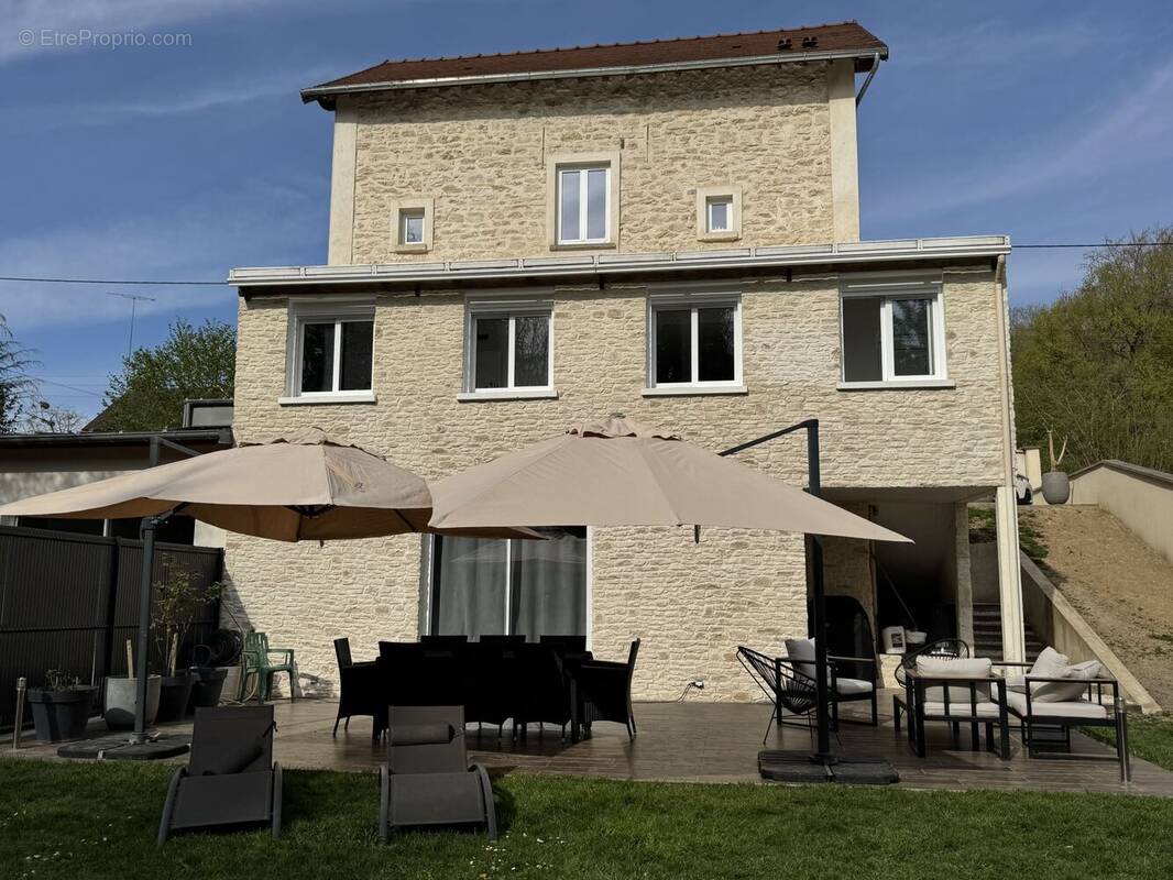 Maison à MAULE