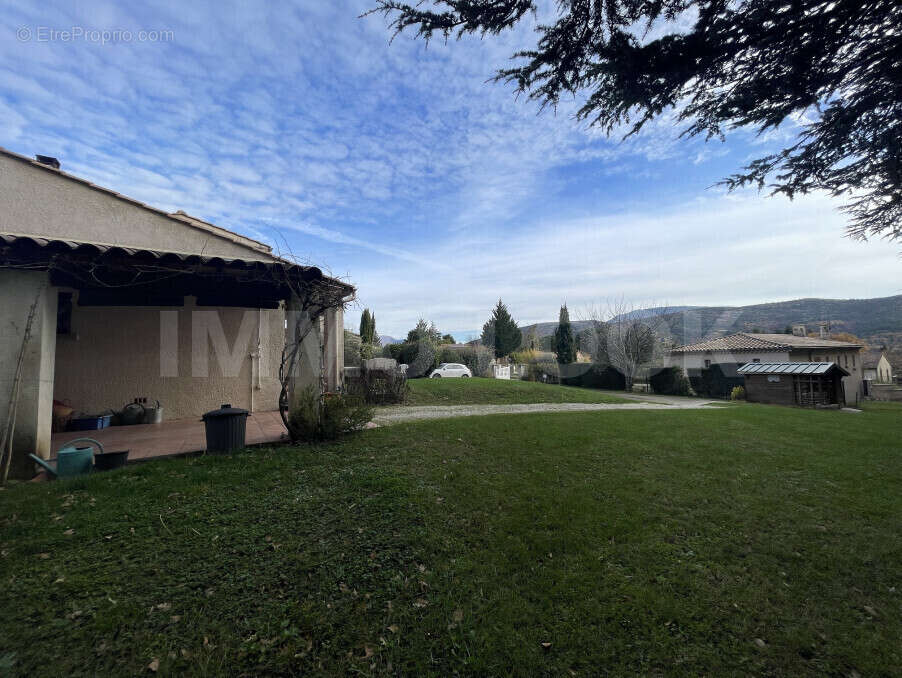 Maison à DIEULEFIT