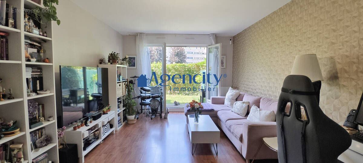 Appartement à LOGNES