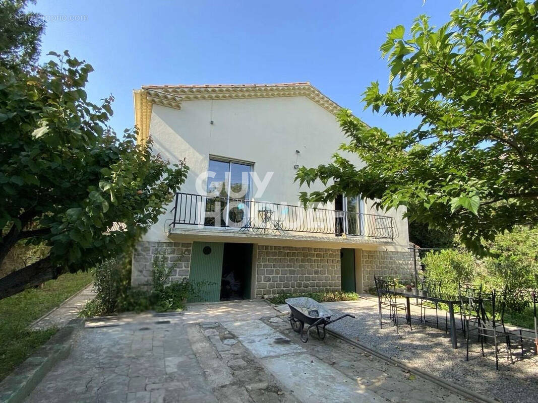 Maison à OLONZAC