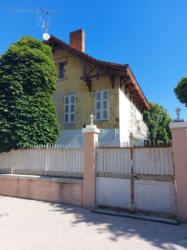 Maison à CUSSET
