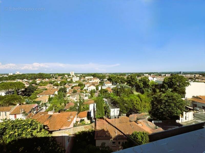 Appartement à NIMES