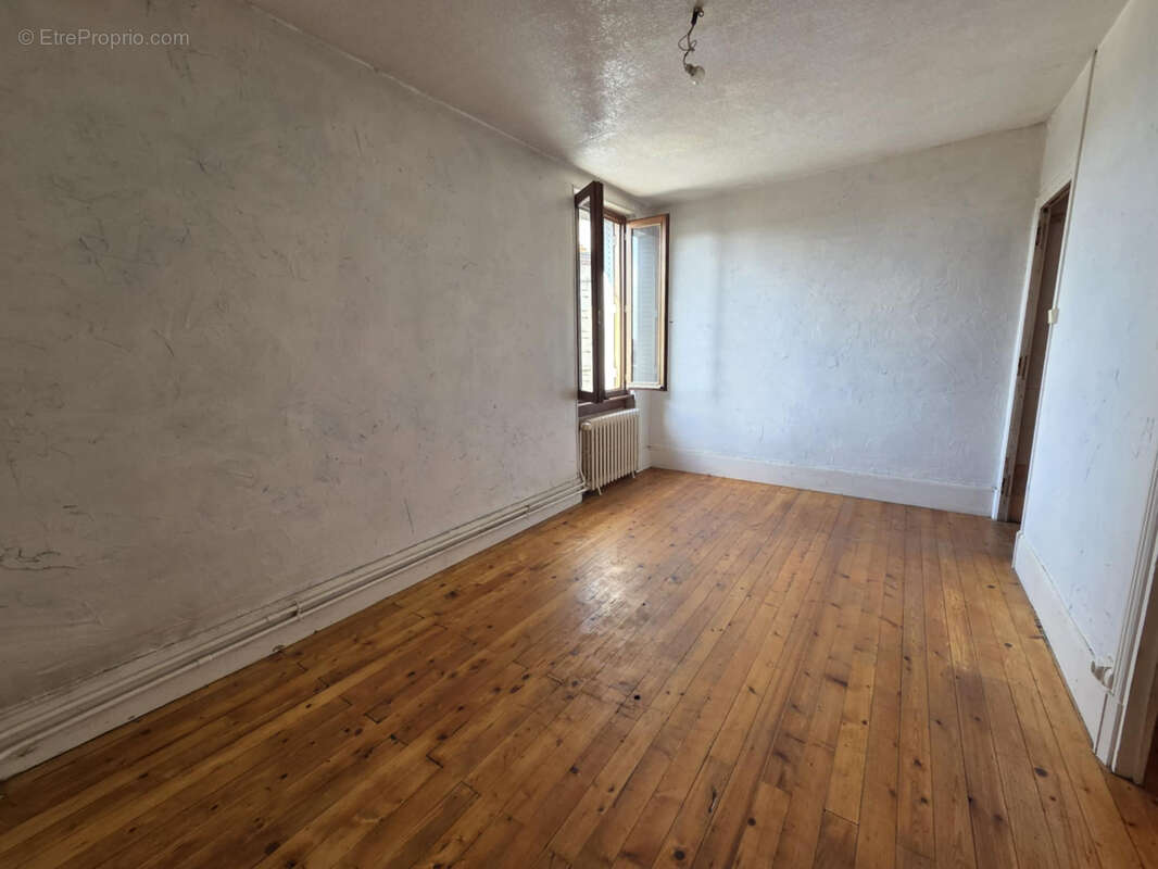 Appartement à LAPALISSE