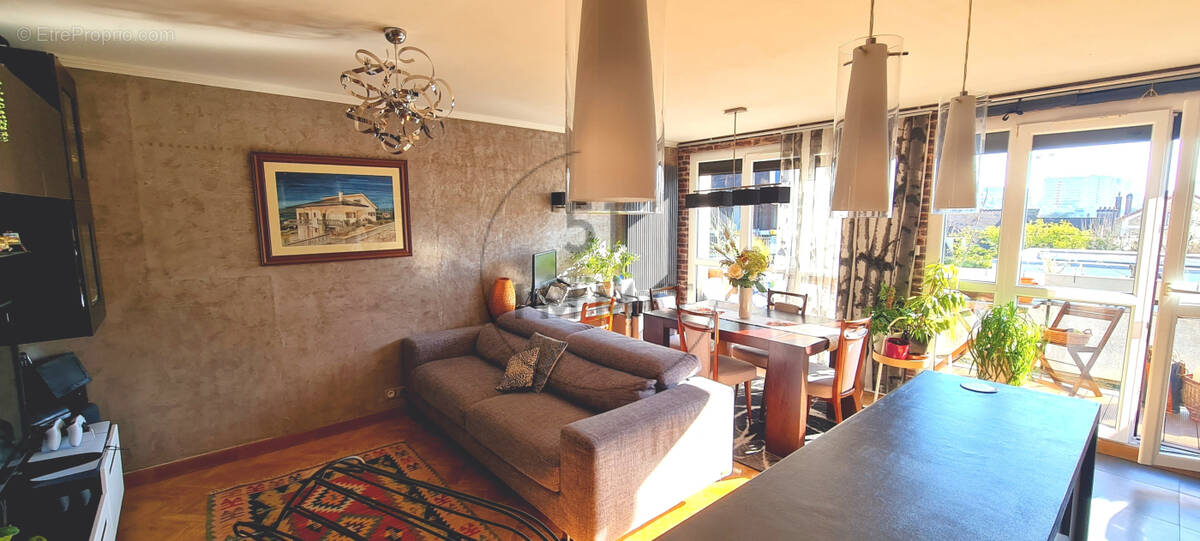 Appartement à FONTENAY-AUX-ROSES