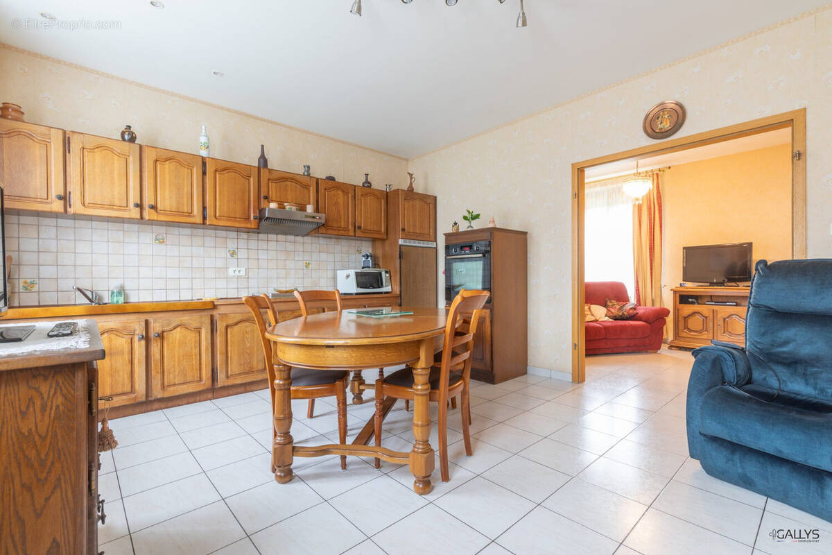 Maison à AUBOUE
