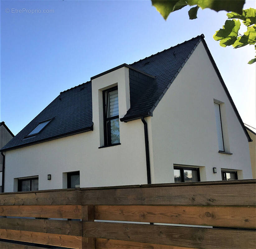 Maison à LANNILIS