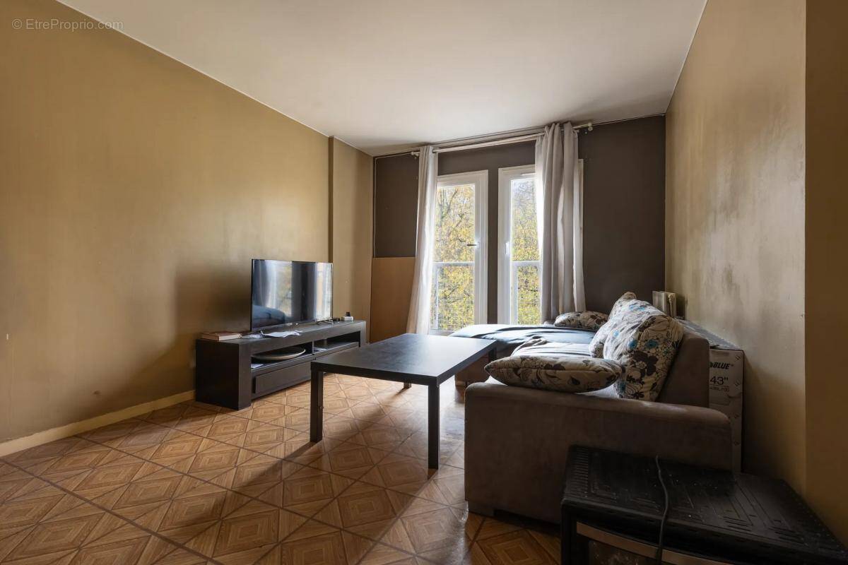 Appartement à CHAMPS-SUR-MARNE