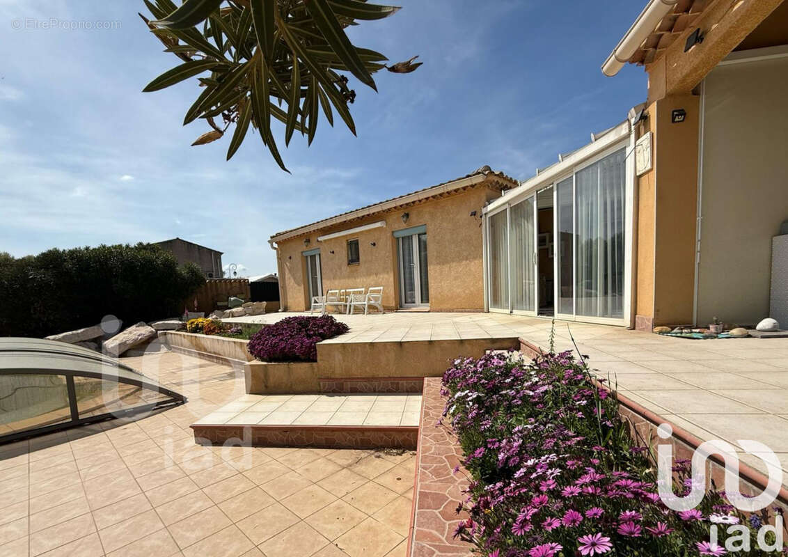 Photo 2 - Maison à ARAMON