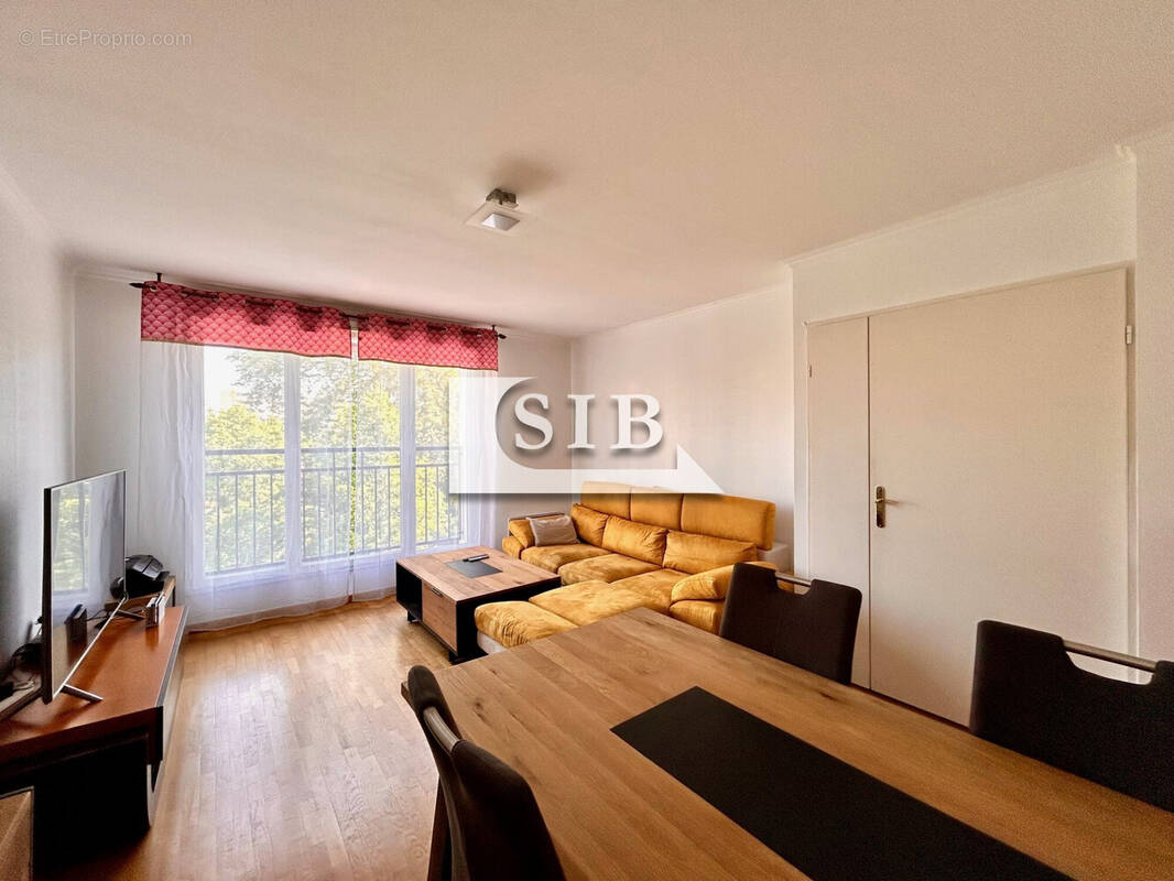Appartement à LONGJUMEAU