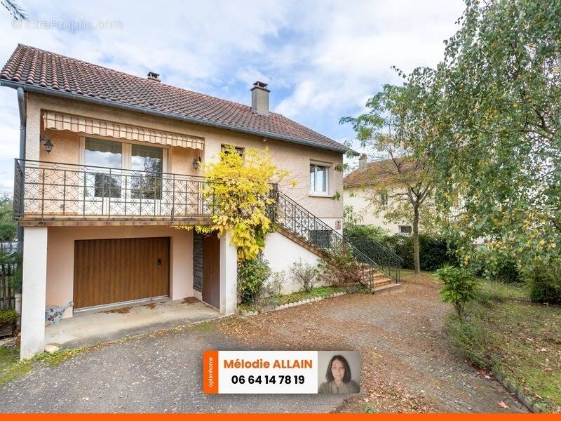 Maison à VENDAT