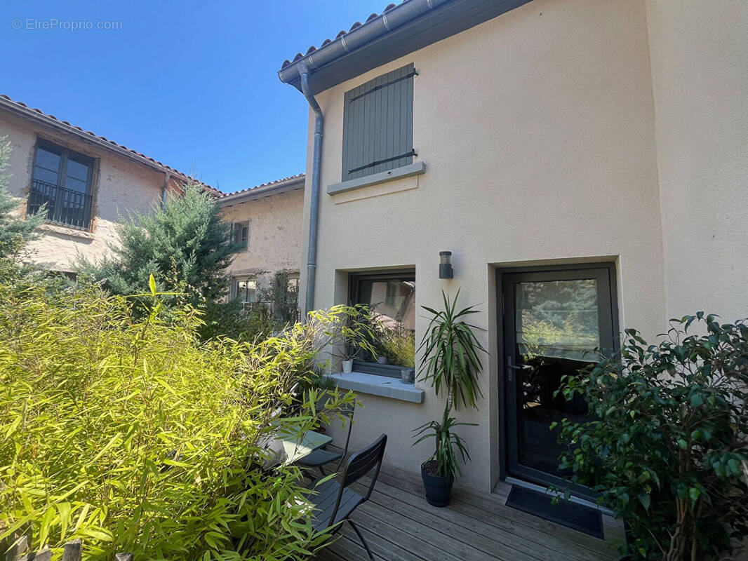 Appartement à DARDILLY