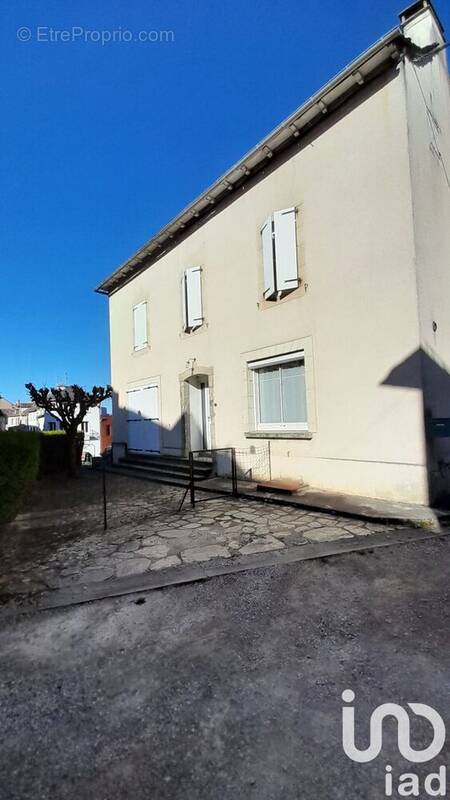 Photo 1 - Maison à RIEUPEYROUX
