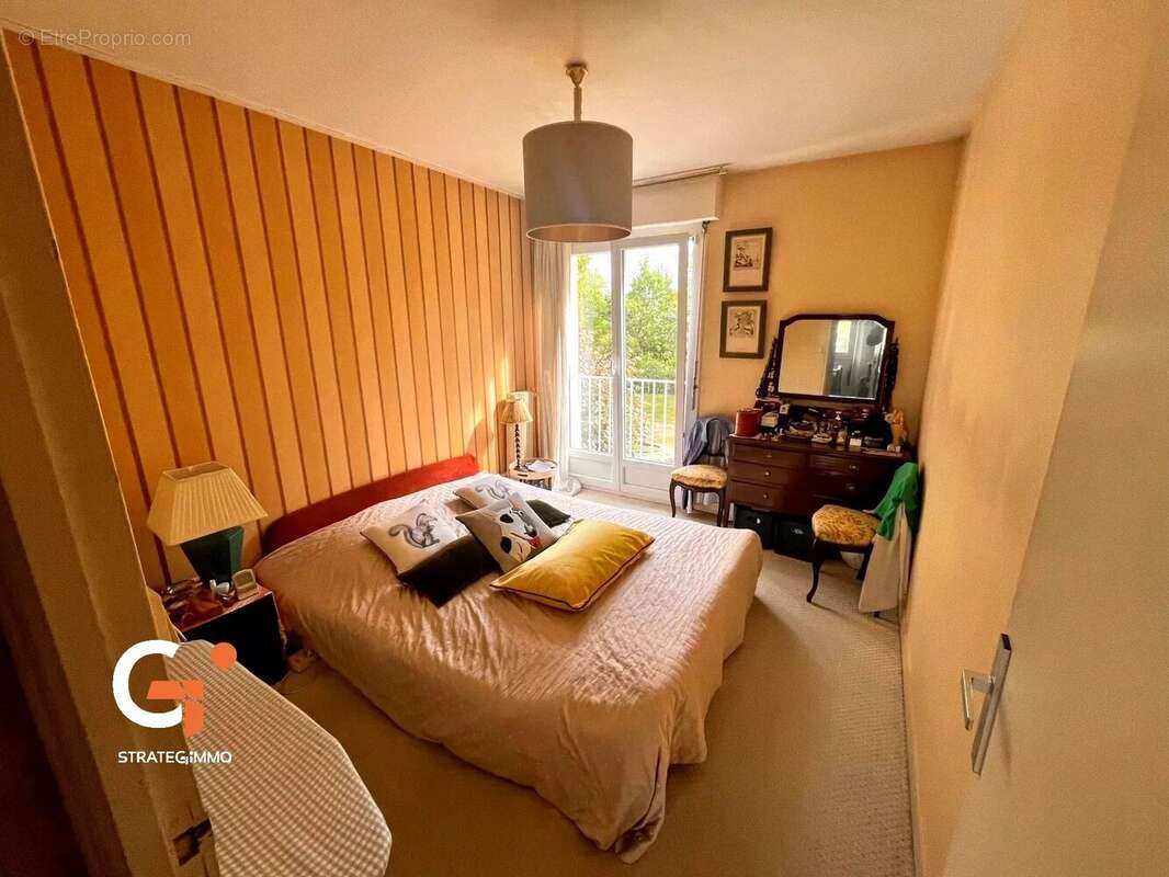 Appartement à PETIT-COURONNE
