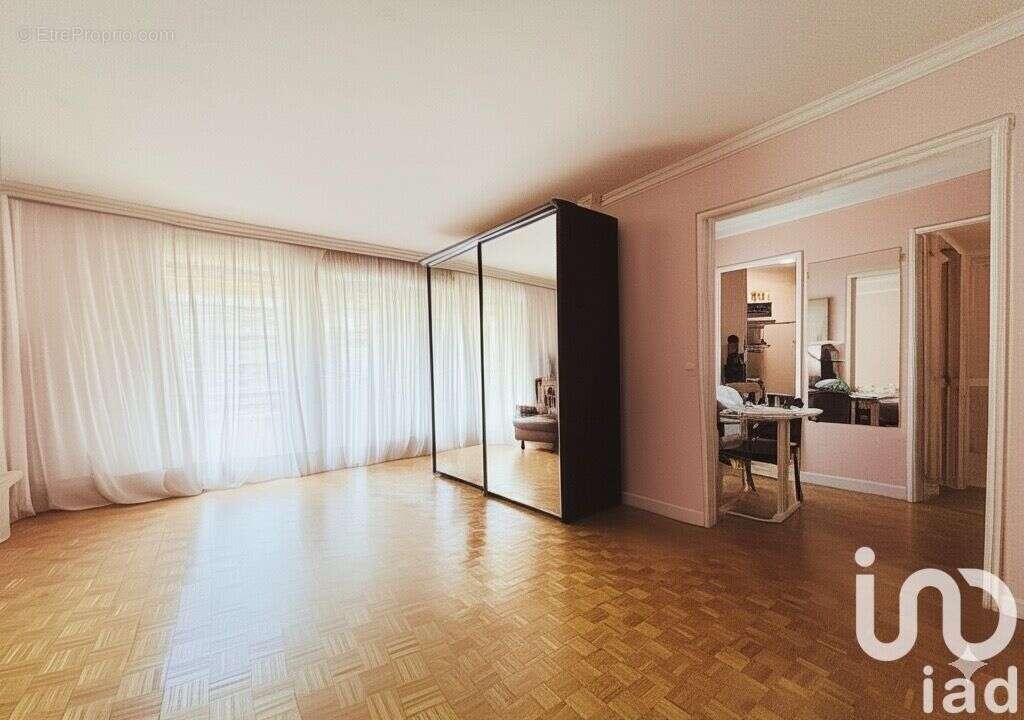 Photo 2 - Appartement à PARIS-19E