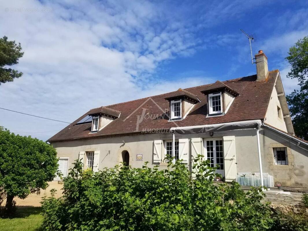 Maison à TRONGET