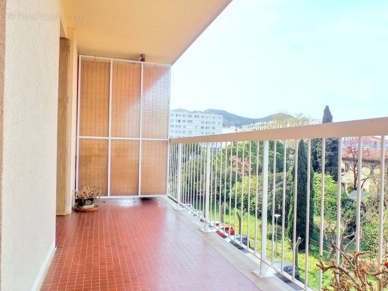 Appartement à MARSEILLE-10E