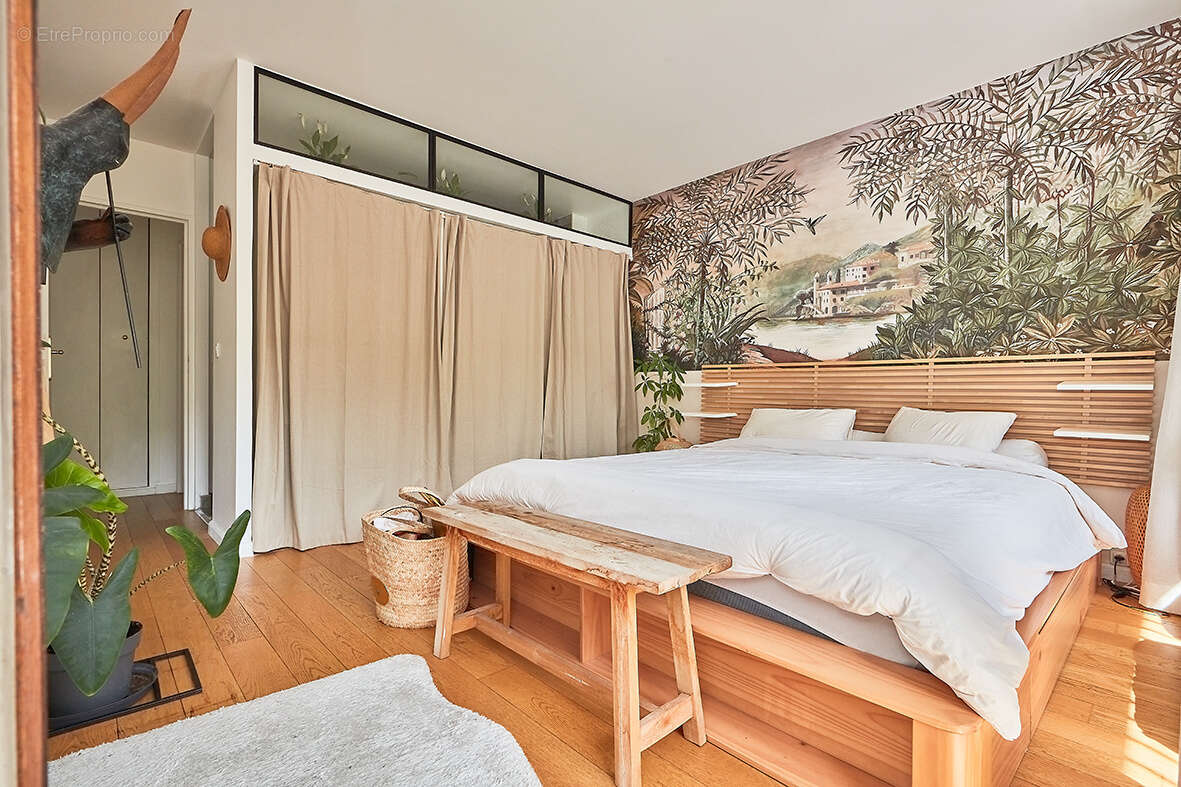Appartement à PARIS-19E