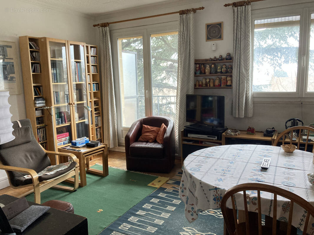 Appartement à PIERREFITTE-SUR-SEINE