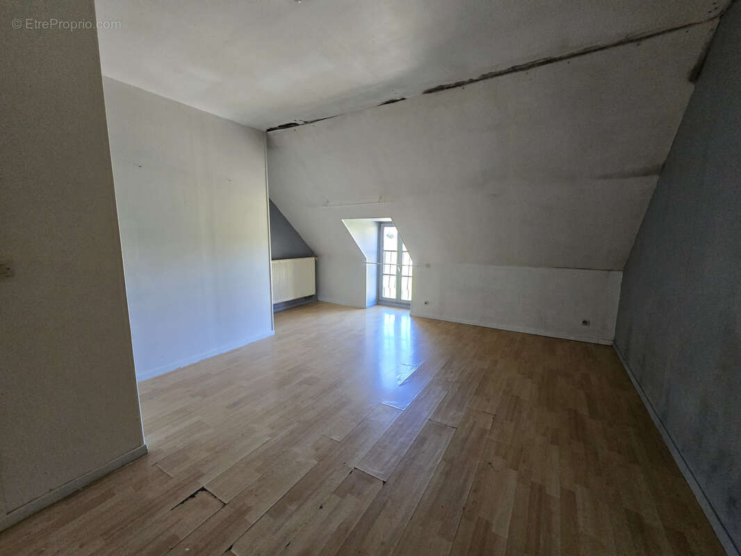 Maison à BETON-BAZOCHES