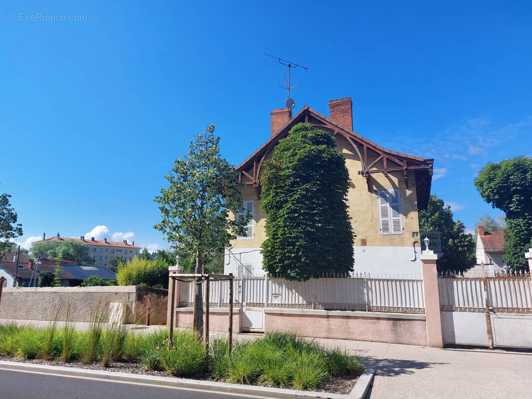 Maison à CUSSET