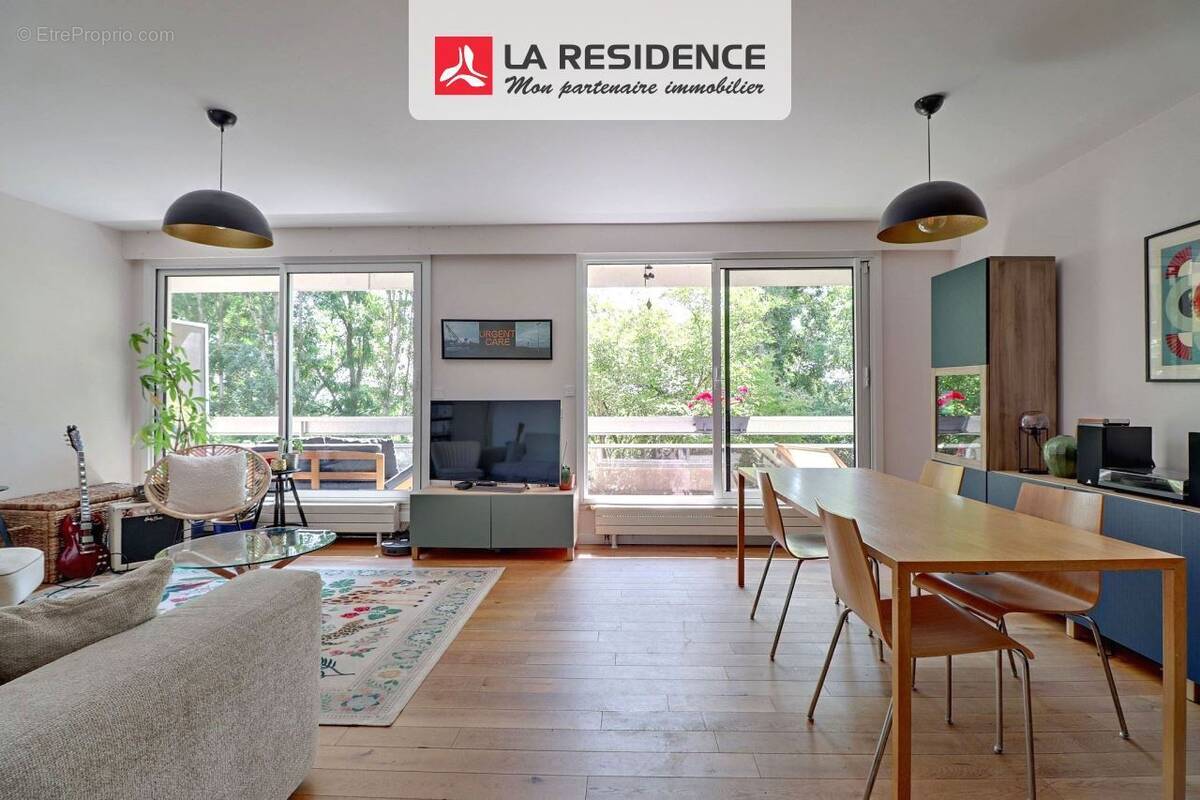 Appartement à MAREIL-MARLY