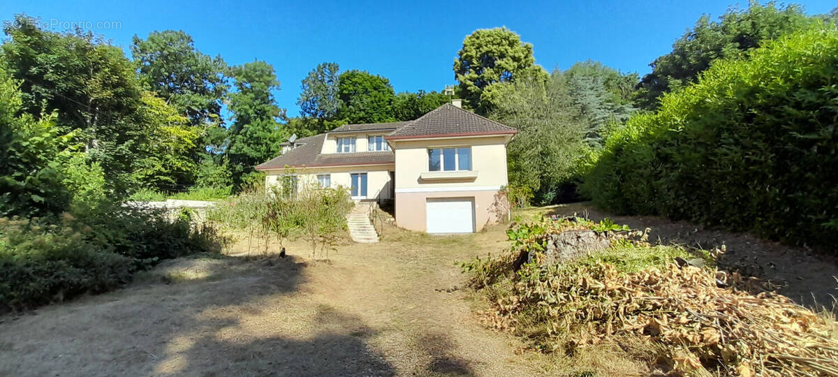 Maison à LIMOURS