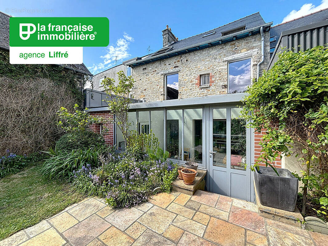 Maison à LIFFRE