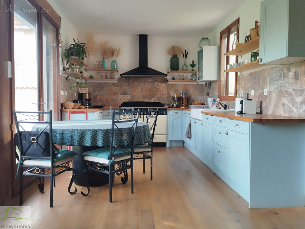 Maison à FOMPERRON