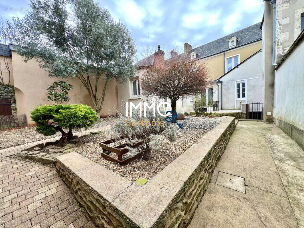 Maison à ECOMMOY